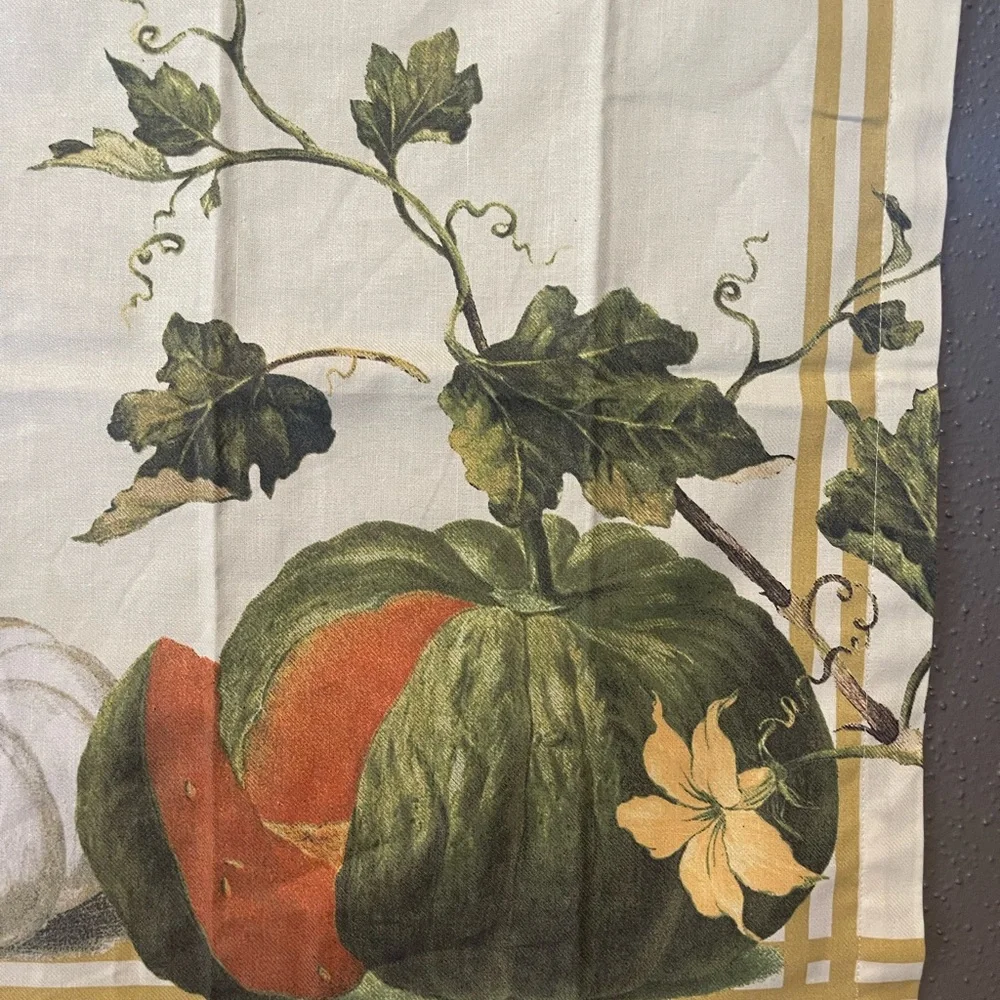 Williams Sonoma Botanical Pumpkin Dinner Napkin